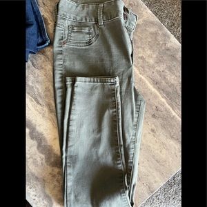 Maurice’s ankle olive jeans